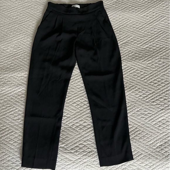 Babaton - Black Linen Conan Capris - US 0 - Picture 10 of 13
